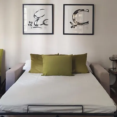 Chinitas Apartament *